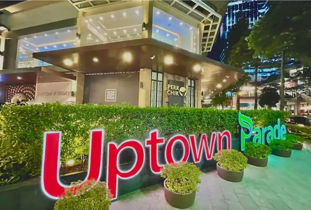 One Uptown Residence Infront Grand Hyatt 1Br, Washer,Fast Wifi Manila