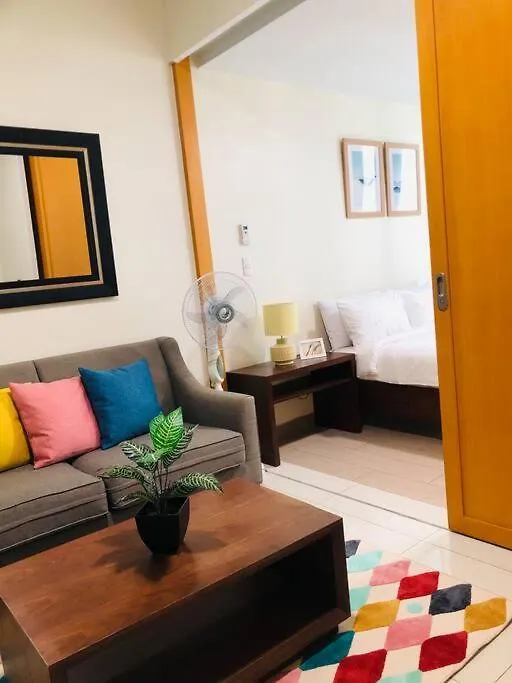One Uptown Residence Infront Grand Hyatt 1Br, Washer,Fast Wifi Manila 0*,  Philippines