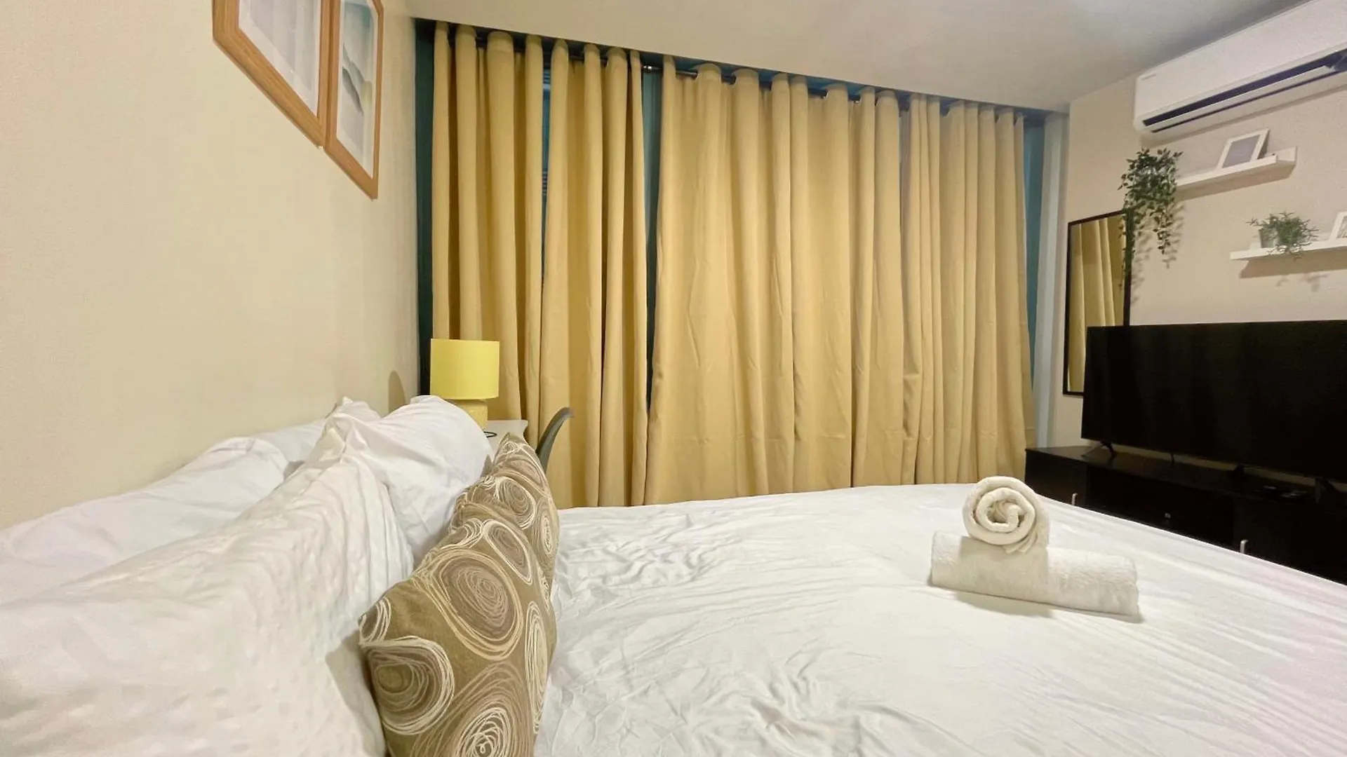 One Uptown Residence Infront Grand Hyatt 1Br, Washer,Fast Wifi Manila Philippines