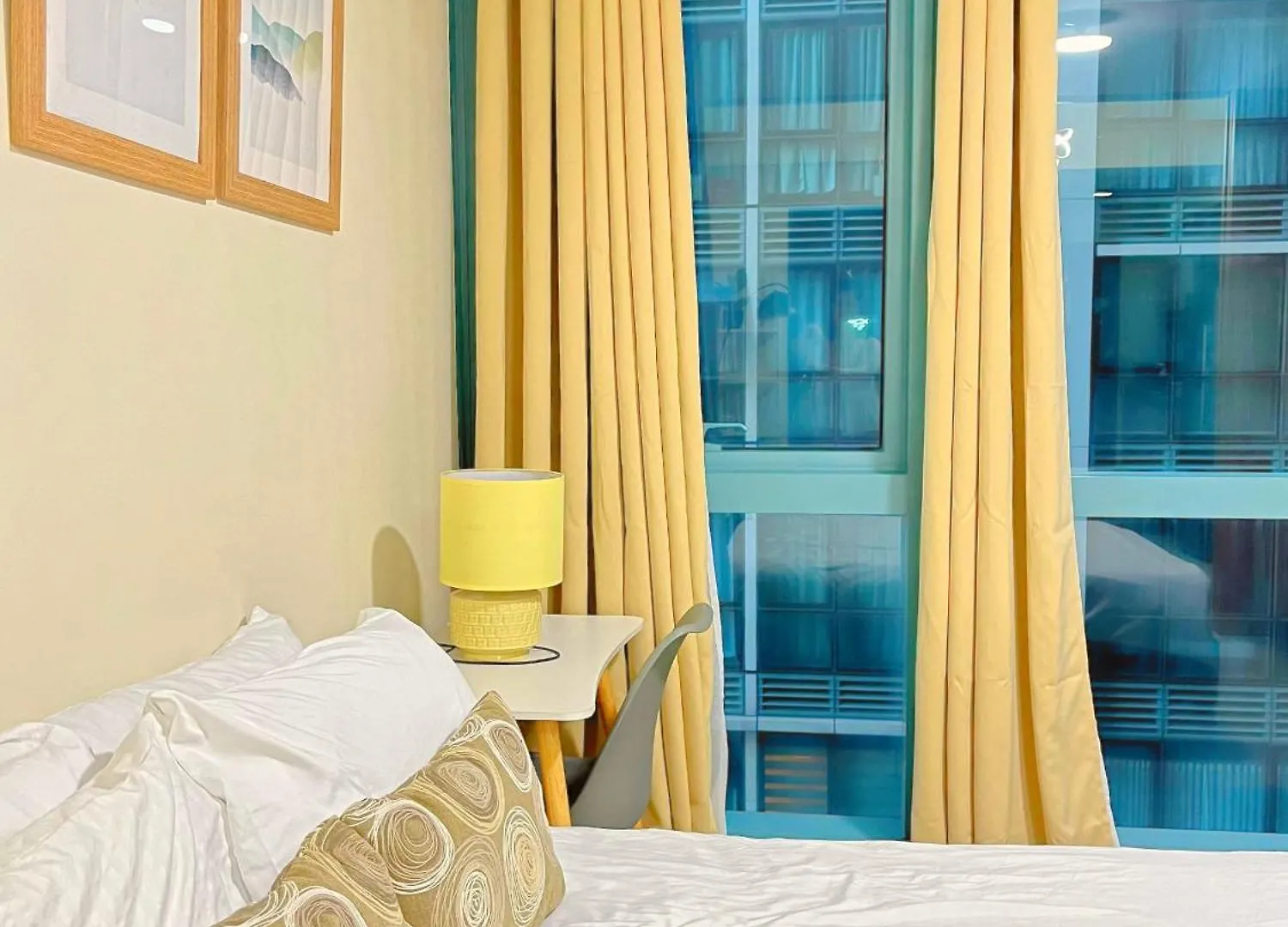 Apartment One Uptown Residence Infront Grand Hyatt 1Br, Washer,Fast Wifi Manila