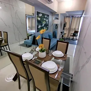 Apartment Cozy 1br Uptown Parksuites Tower1 Bgc, Manila