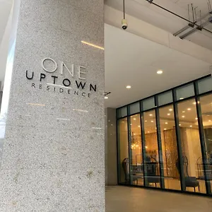 Apartment 1 Bedroom Uptown Bgc Across Uptown Mall, Manila
